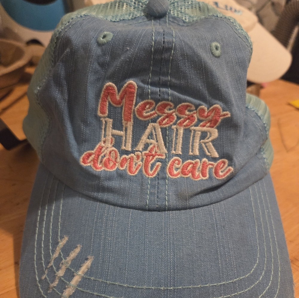 Messy Hair Don't Care cap